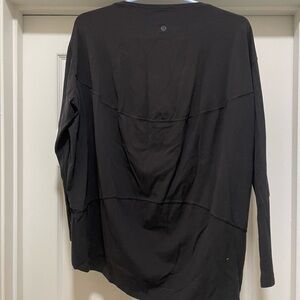 Women's Lululemon Black Long Sleeve Shirt, Size 6